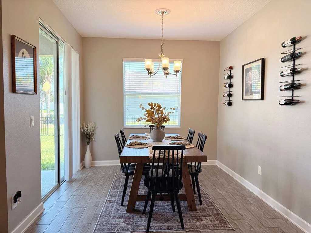 2877 Youngford St - Photo 6 of 17