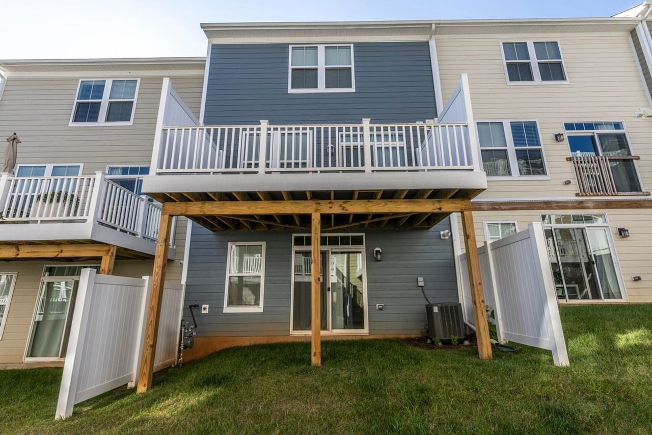 3430 Montague St - Photo 6 of 41