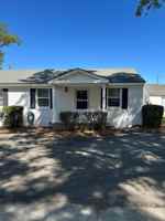 featured image of 2803 Blossom St