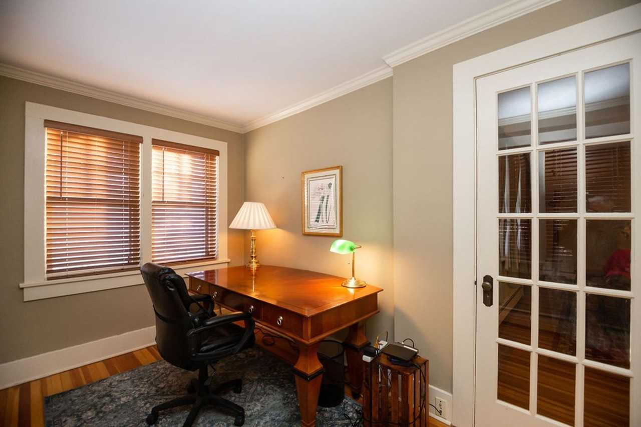 1300 W Mountain Ave - Photo 6 of 45