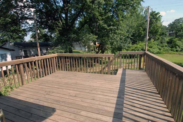 12428 Marine Ave - Photo 3 of 32