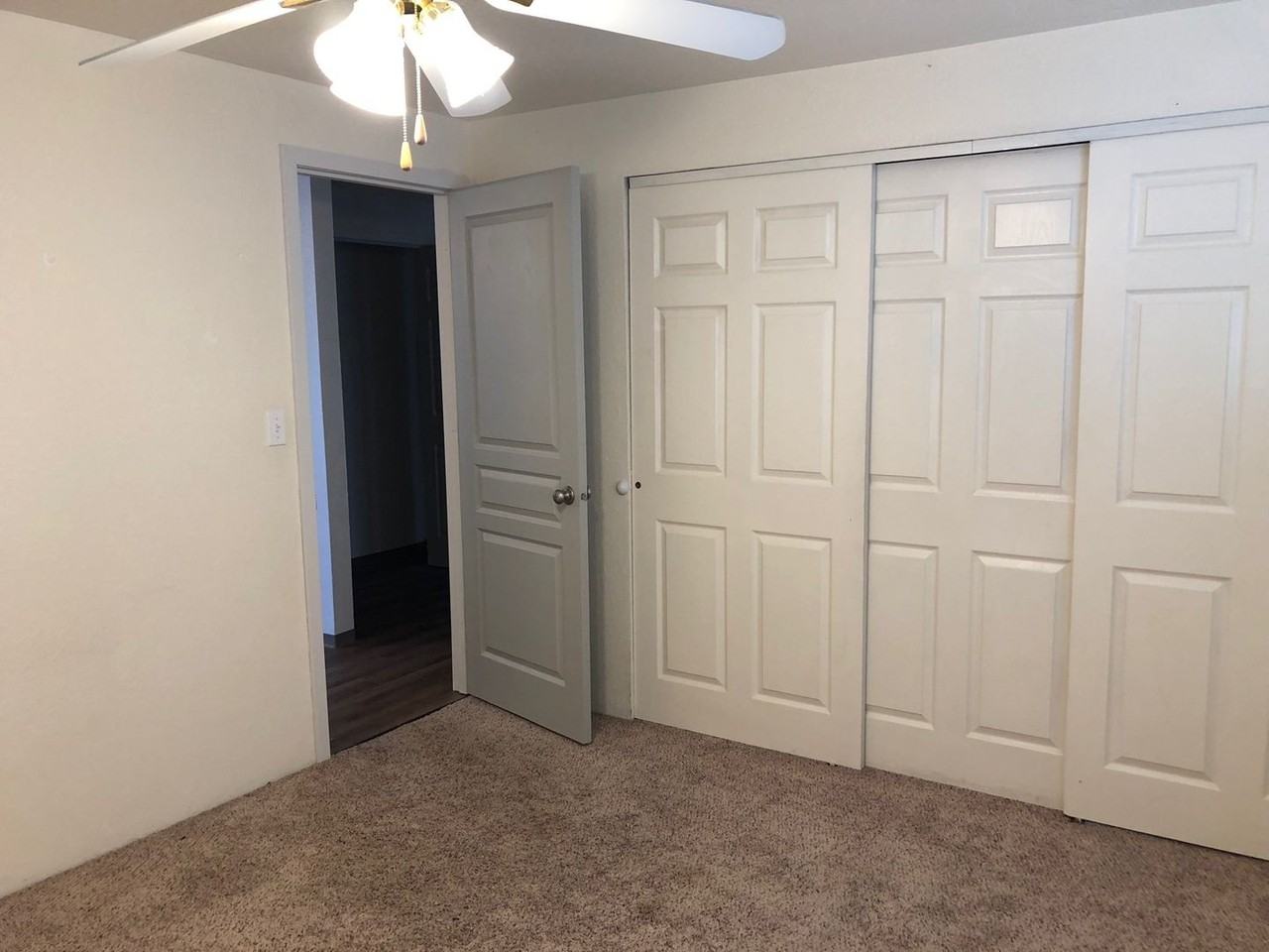 2759 W Lorraine Ave - Photo 7 of 10