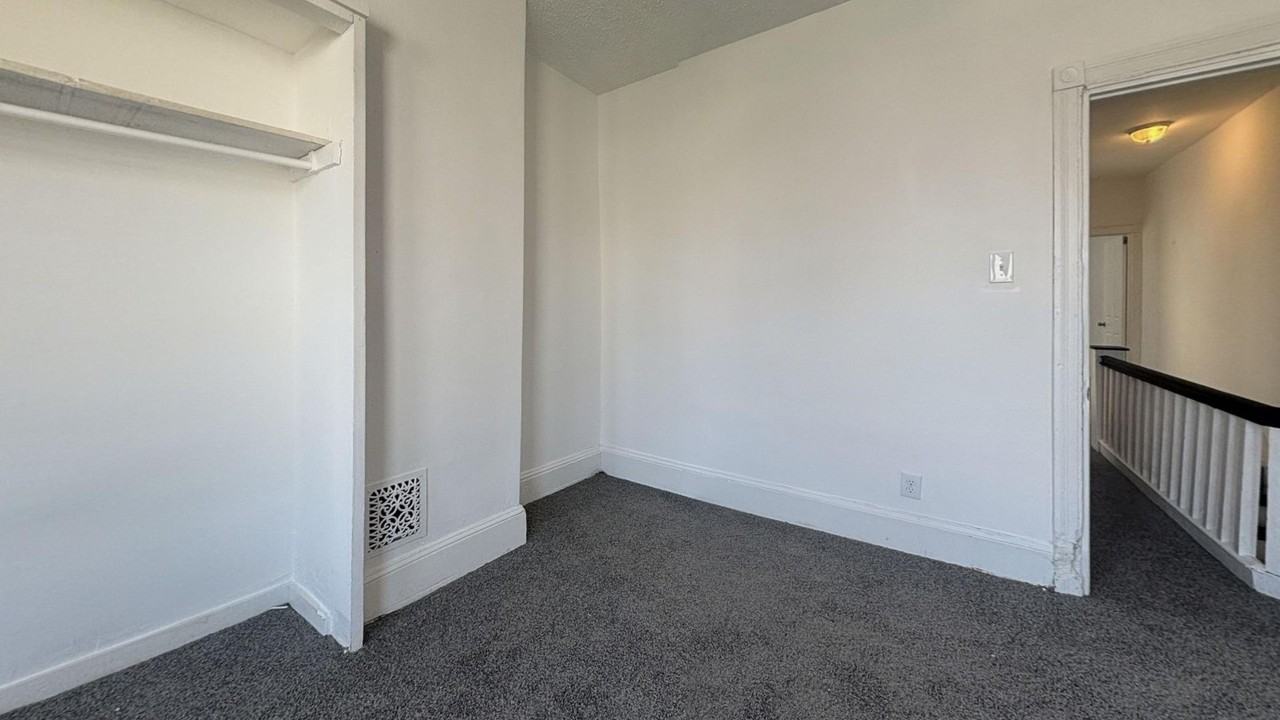 5156 Wakefield St - Photo 6 of 17