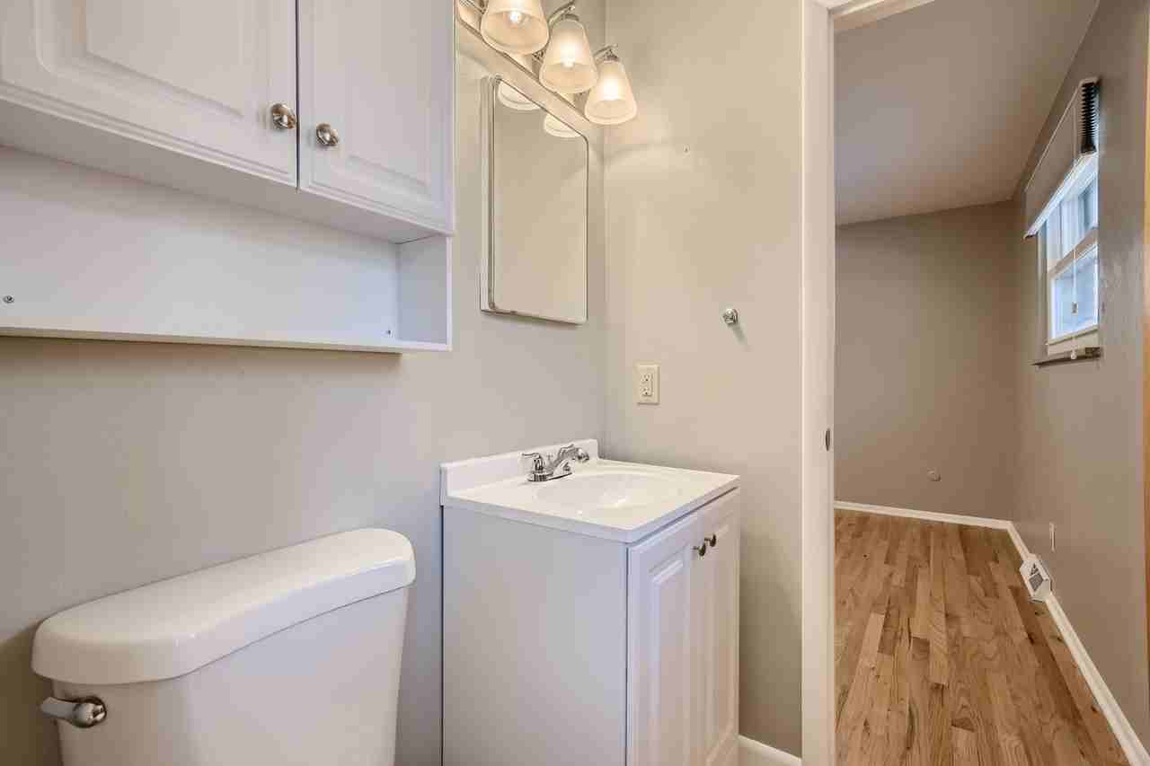 231 W Fremont Ave - Photo 5 of 11
