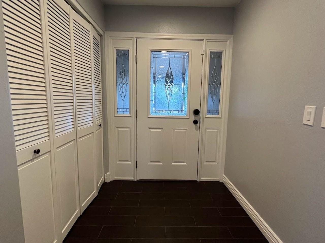 5754 W Libby St - Photo 5 of 50