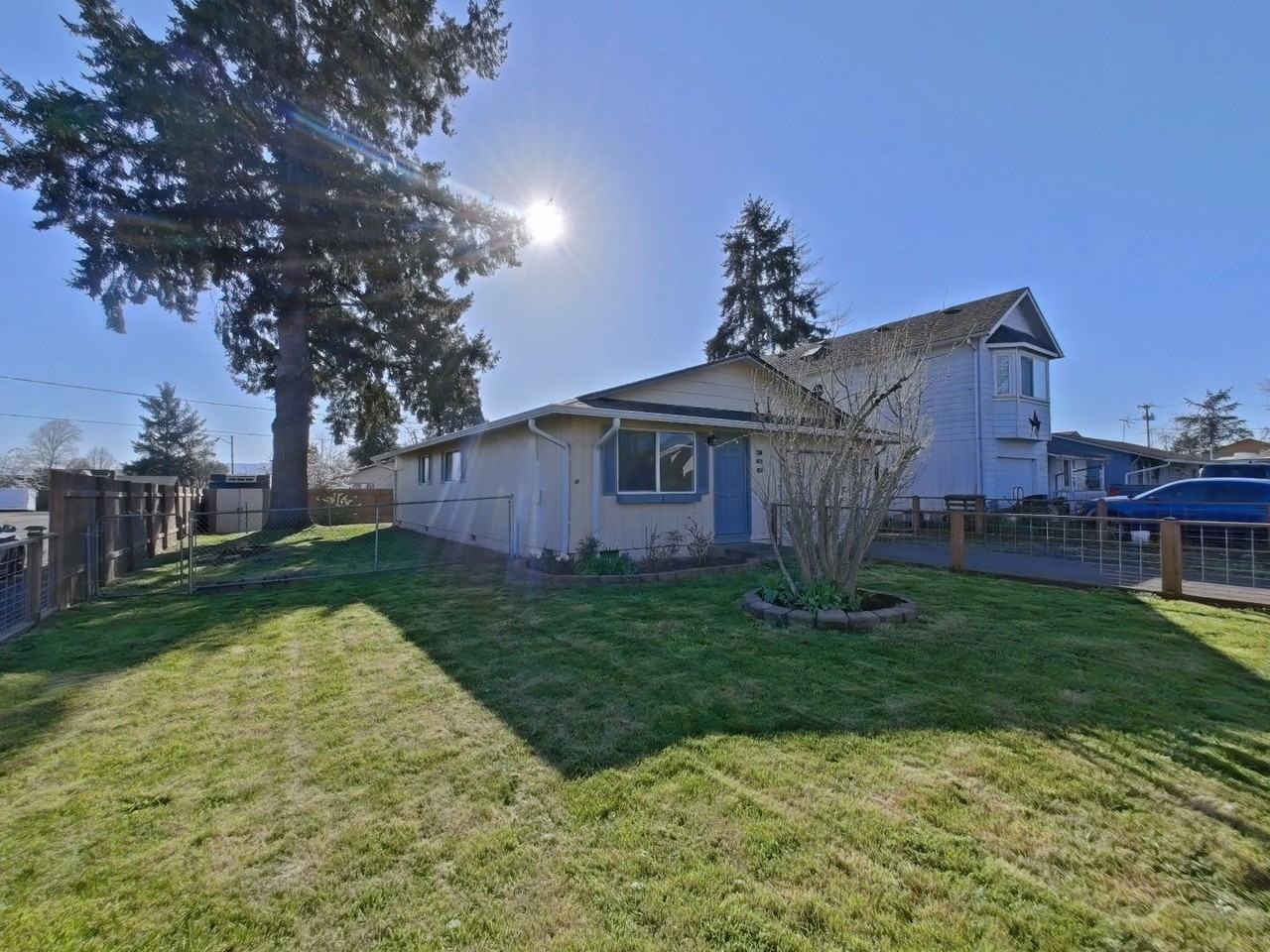 390 Cedar St - Photo 4 of 15