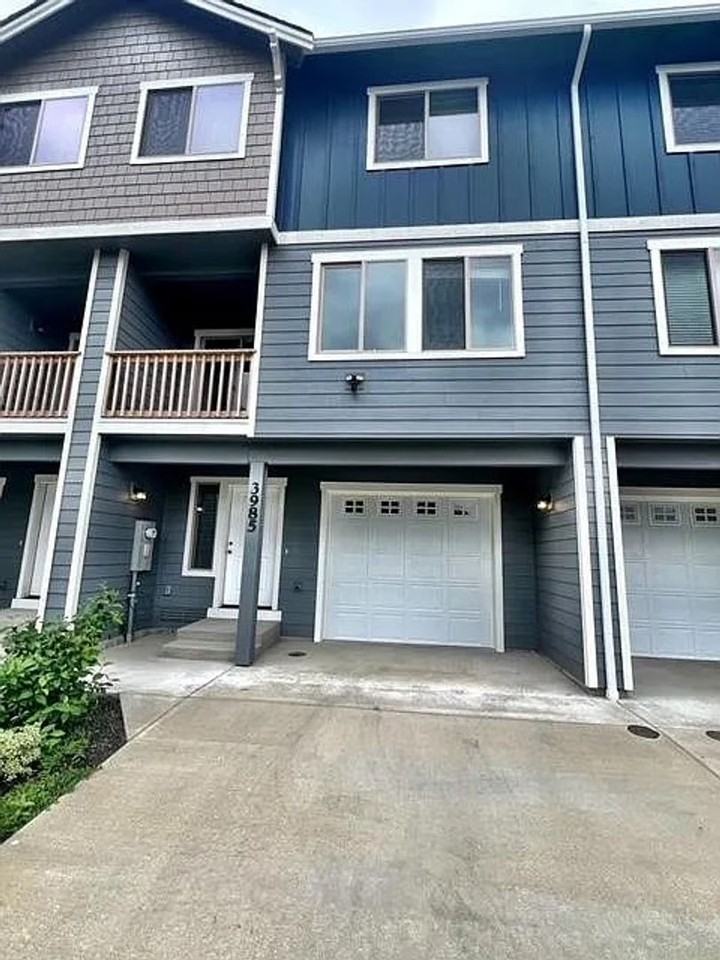 3993 Thimbleberry Pl Se - Photo 2 of 25