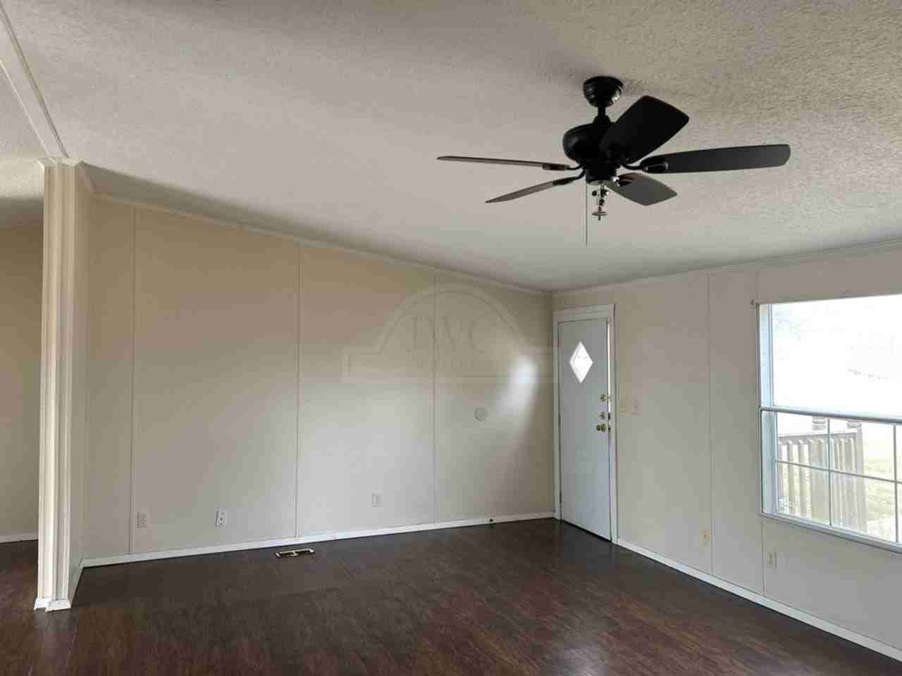 5204 Tiffany Cir - Photo 3 of 13