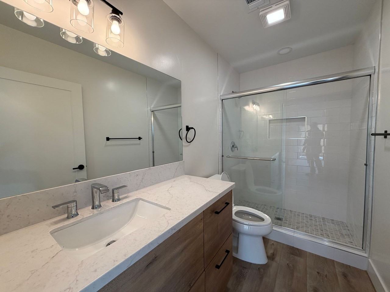 5167 Ewing St - Photo 3 of 7