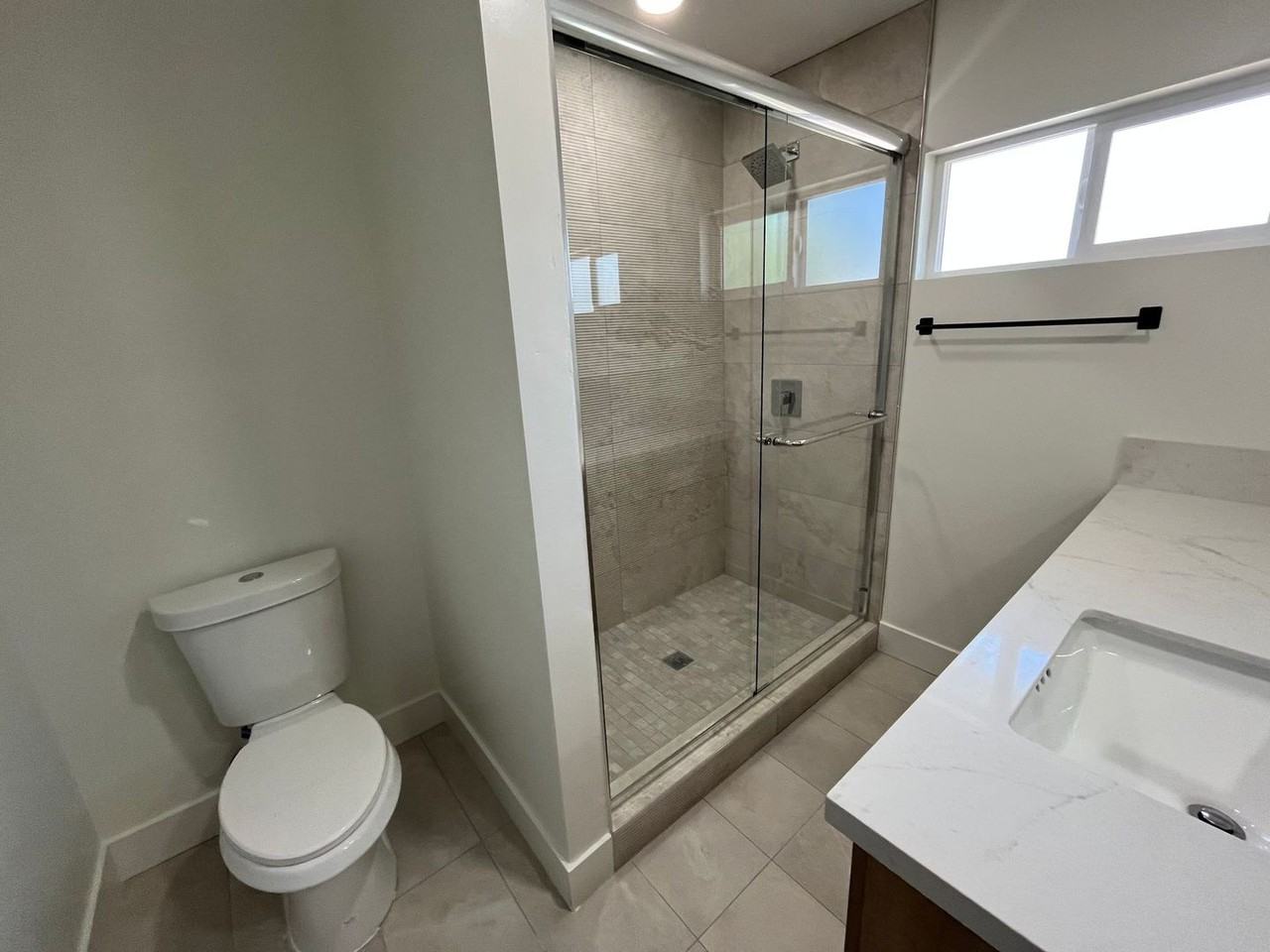 5165 Ewing St - Photo 2 of 7