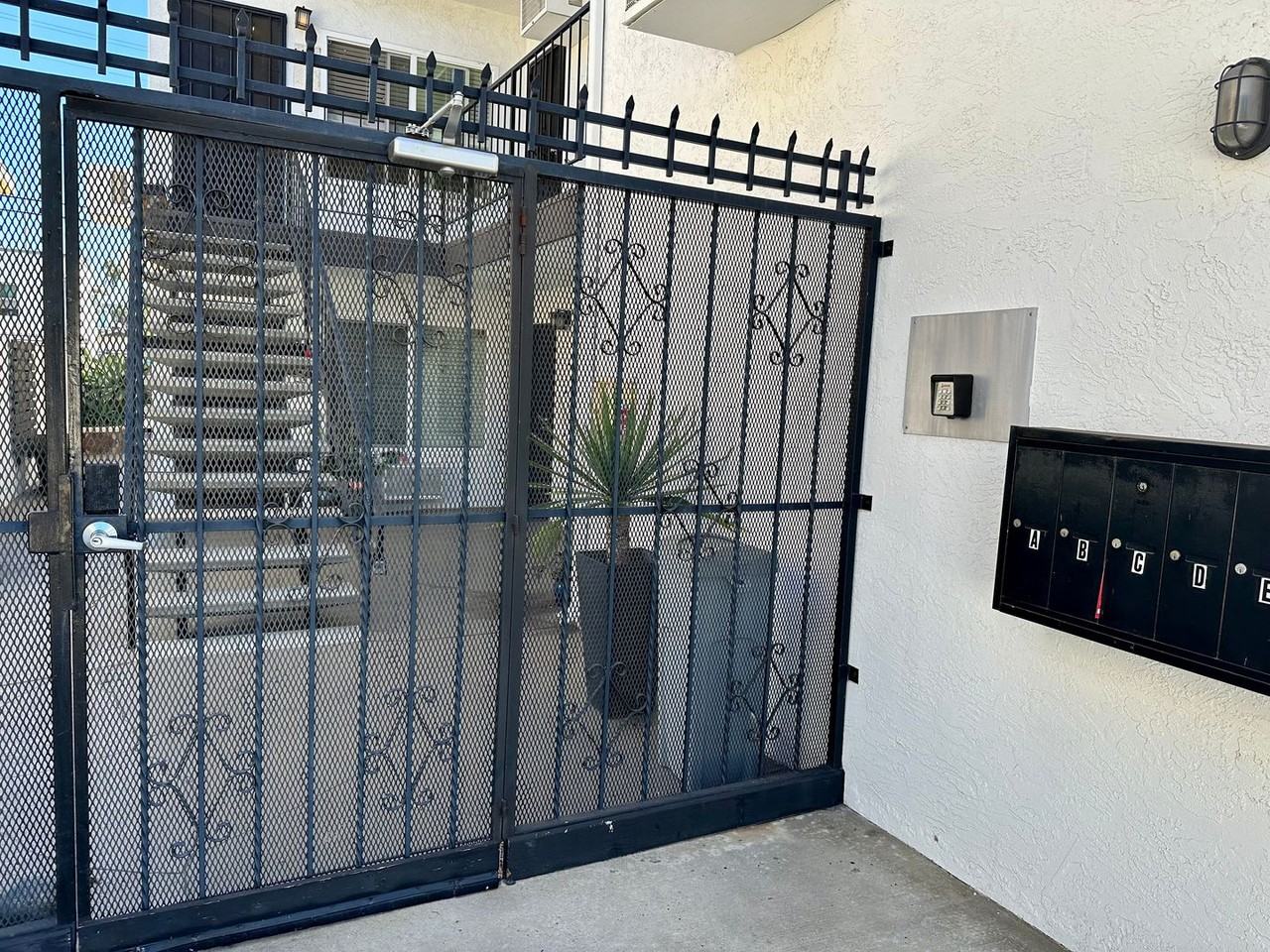 4127 Idaho St #B - Photo 2 of 13