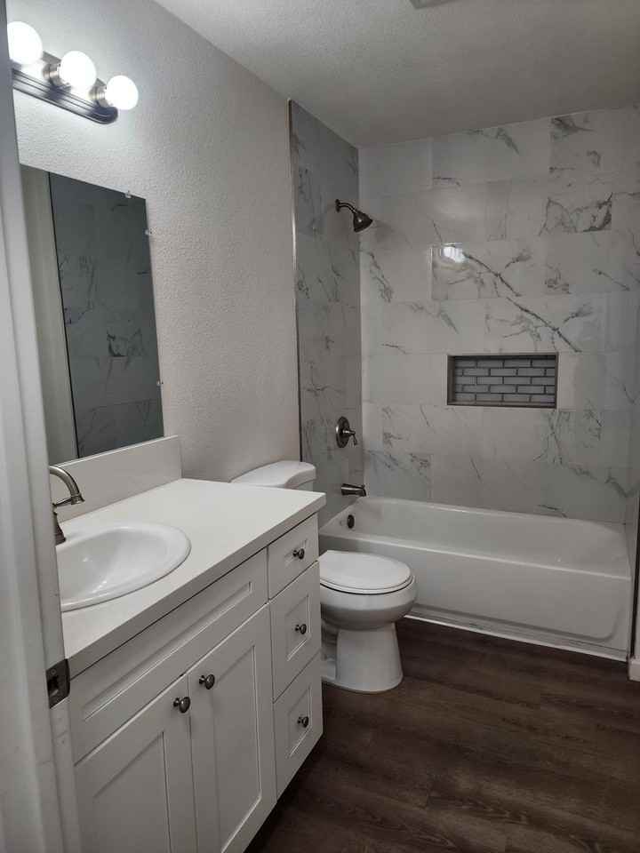 325 Roosevelt St - Photo 6 of 12