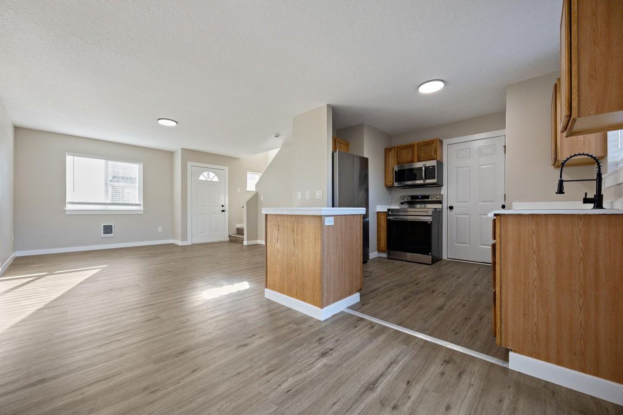 2823 Se 90th Pl - Photo 2 of 32