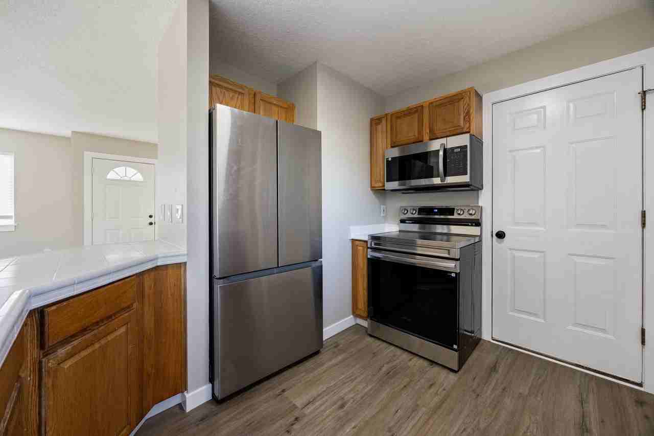 2823 Se 90th Pl - Photo 4 of 32