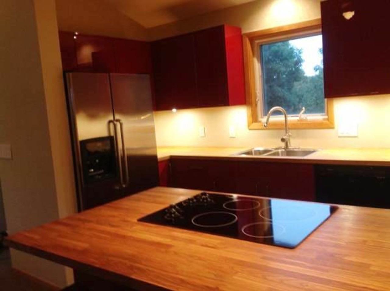 1805 New York Ave N - Photo 4 of 14