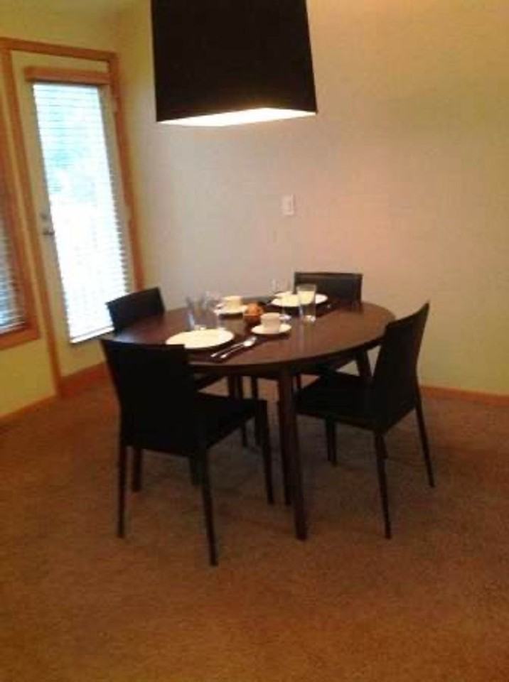 1805 New York Ave N - Photo 5 of 14