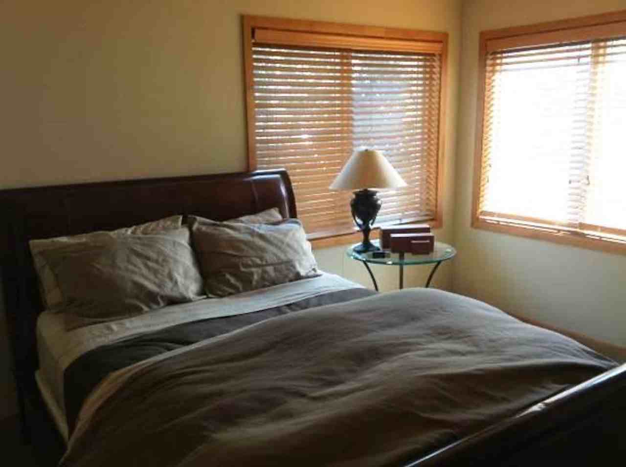 1805 New York Ave N - Photo 6 of 14