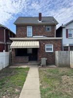 featured image of 3211 Walnut St