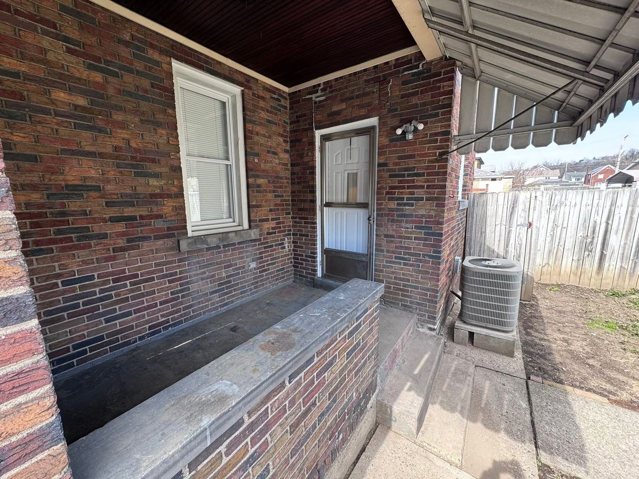 3211 Walnut St - Photo 5 of 46