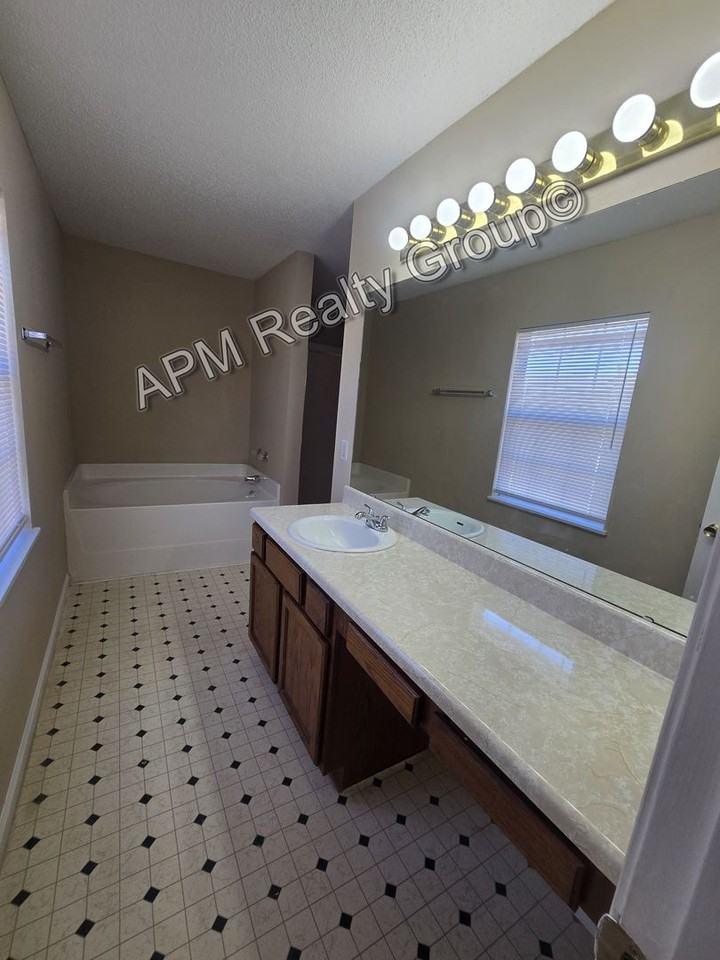 130 Sandpine Cir - Photo 6 of 25