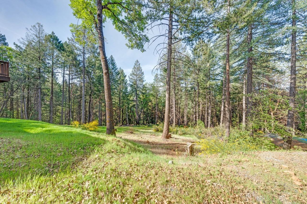 2870 Fox Run Rd - Photo 3 of 48