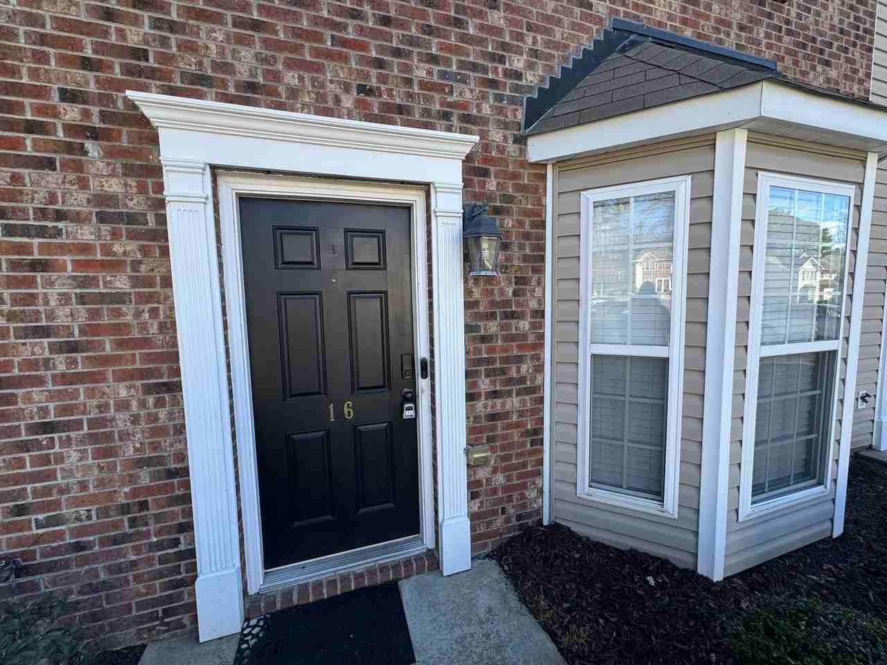 16 Sharpstone Ln - Photo 3 of 23