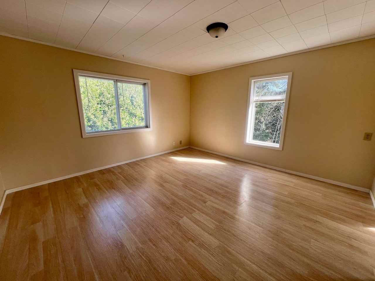 1407 Central Ave - Photo 4 of 7