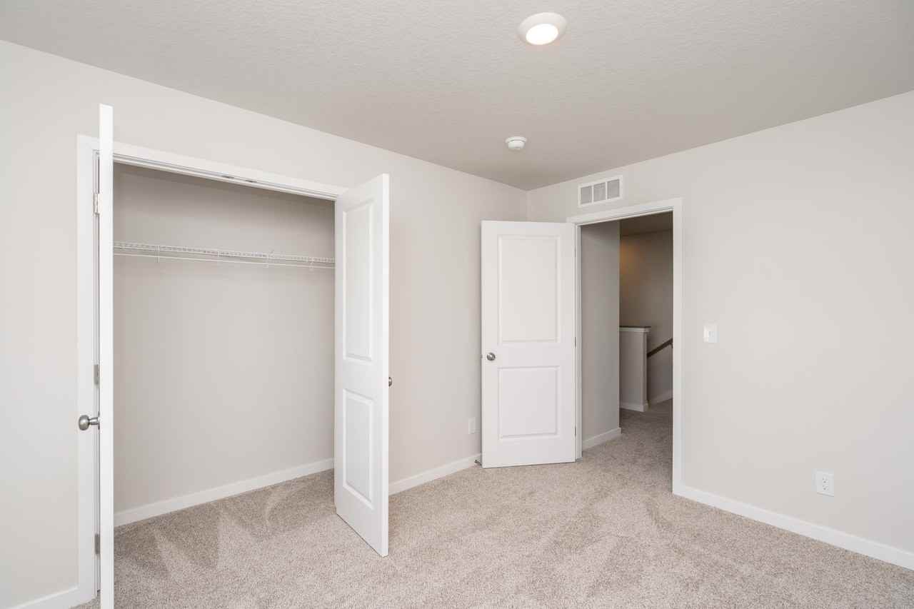 1000 35th Ct Se - Photo 2 of 5