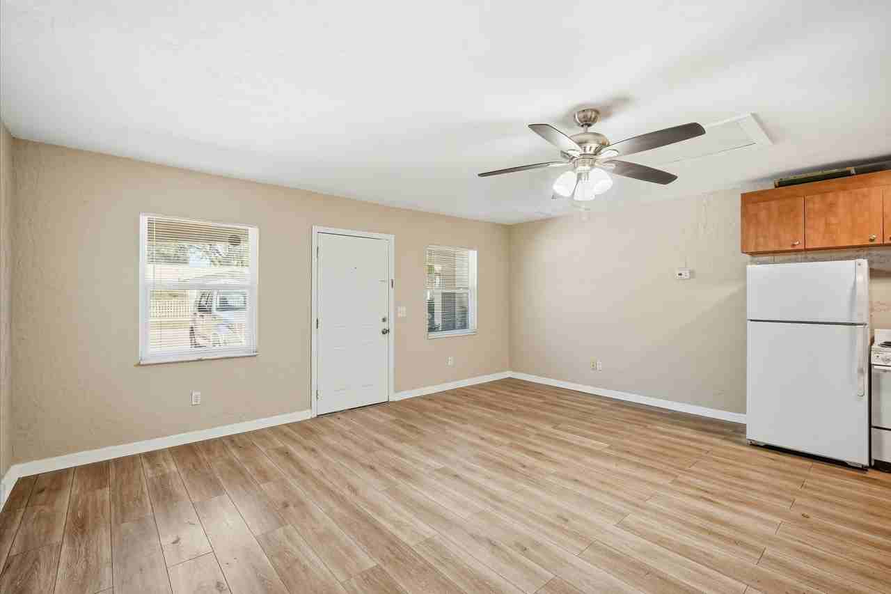 1283 Palm St #C - Photo 6 of 21