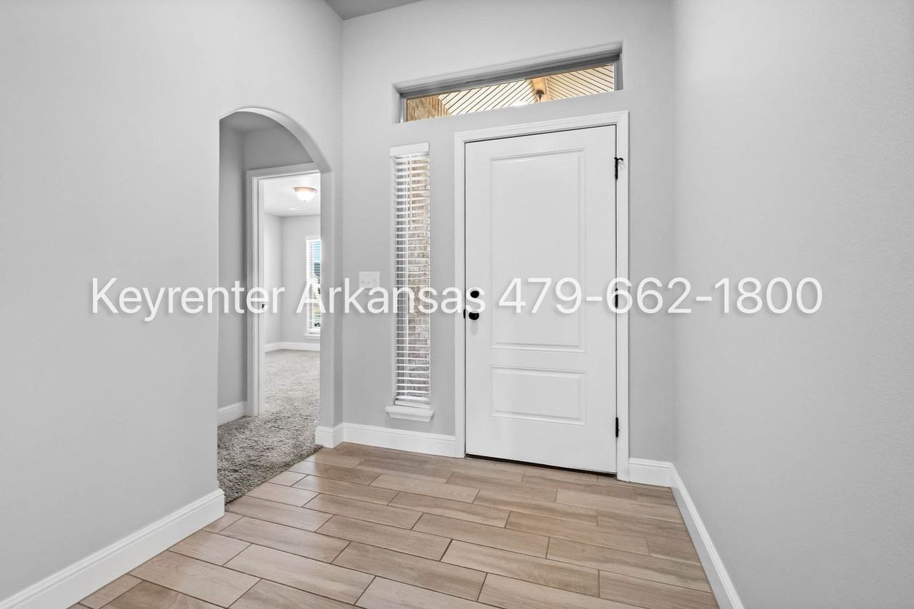 761 Melrose Pl - Photo 5 of 29