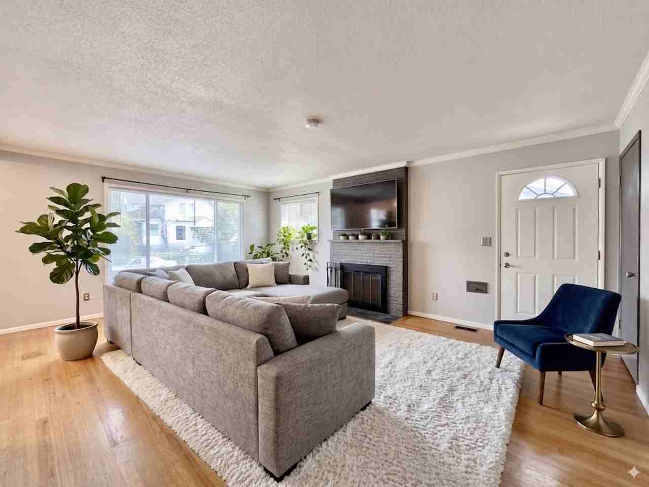 4516 Se Salmon St - Photo 7 of 21