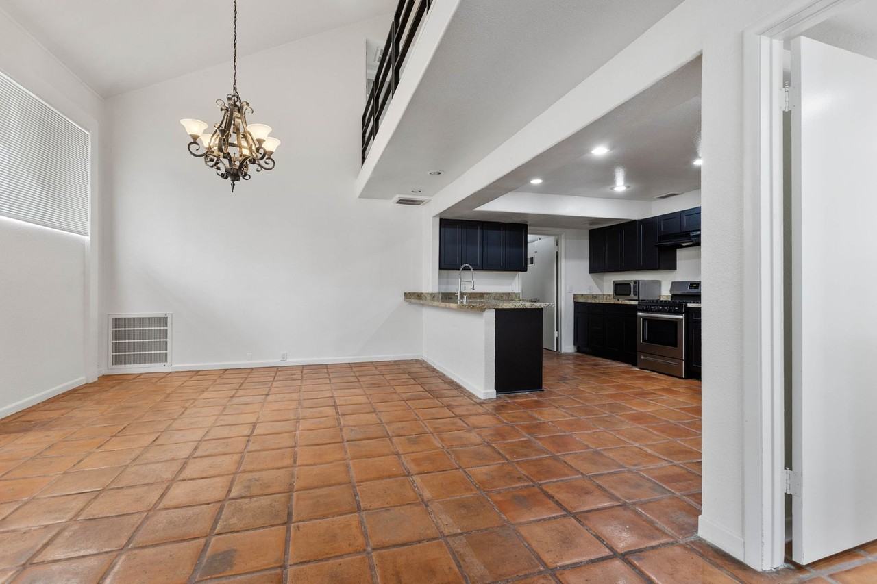 908 Vegas Valley Dr - Photo 6 of 36