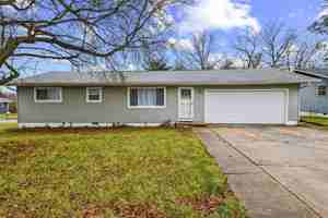 featured image of 2744 W Sylvia Ct