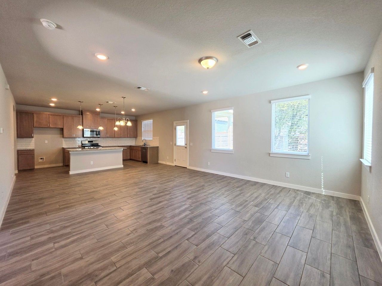 724 Fort Leonard - Photo 6 of 27