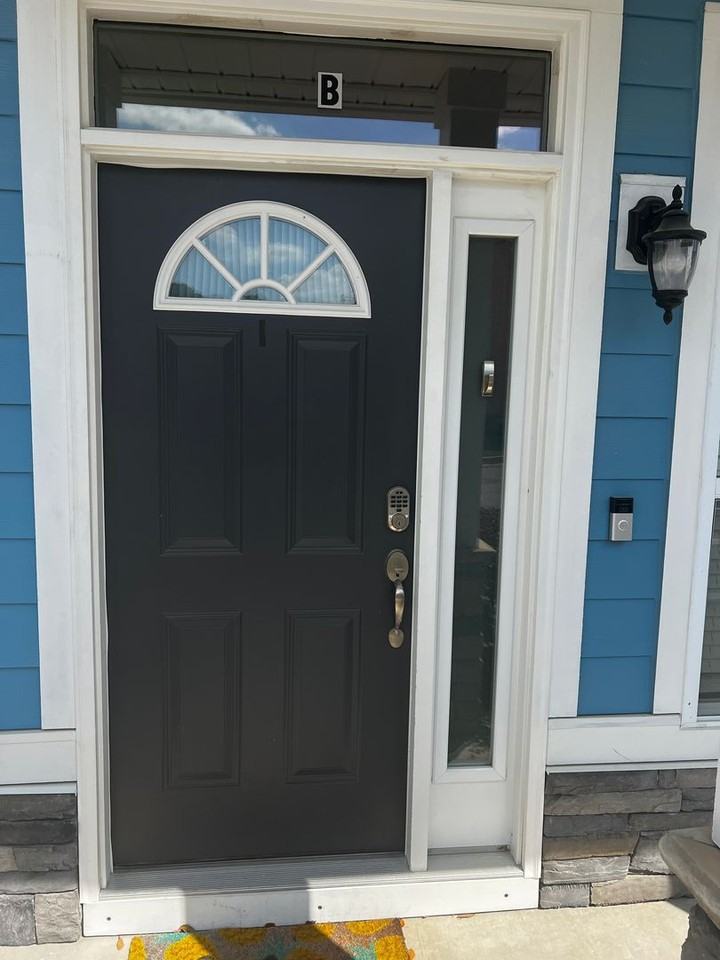 812 Moen Pl - Photo 4 of 25