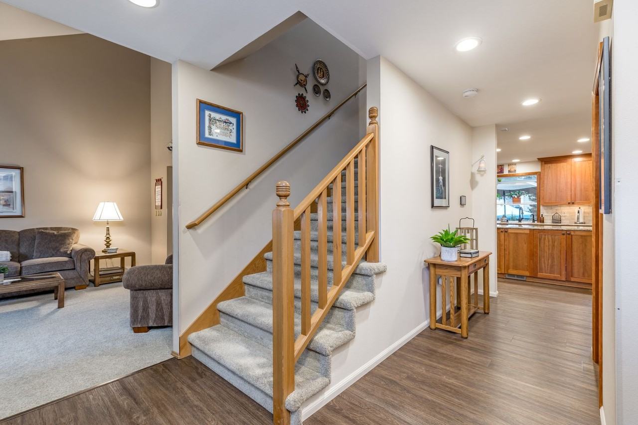 11504 Se 323rd Pl - Photo 4 of 33