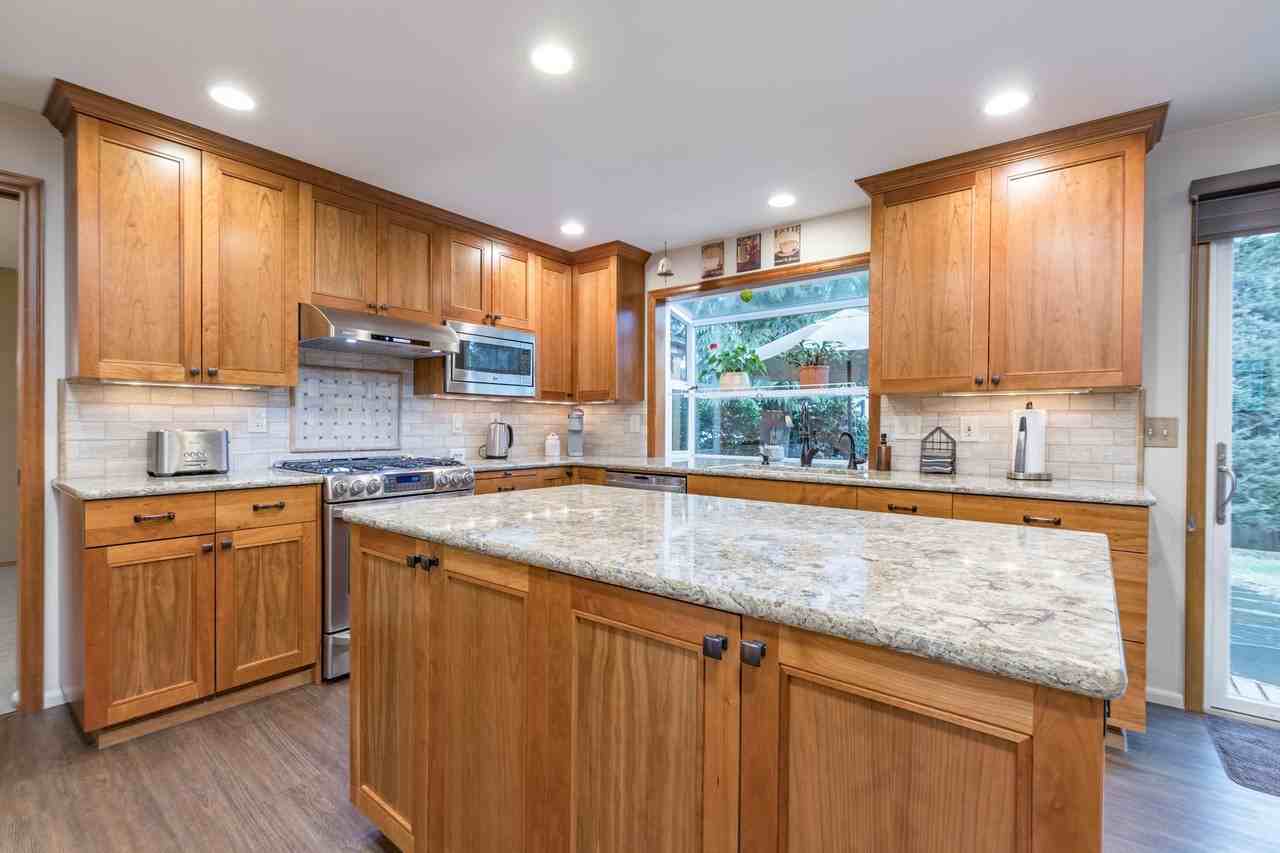 11504 Se 323rd Pl - Photo 7 of 33