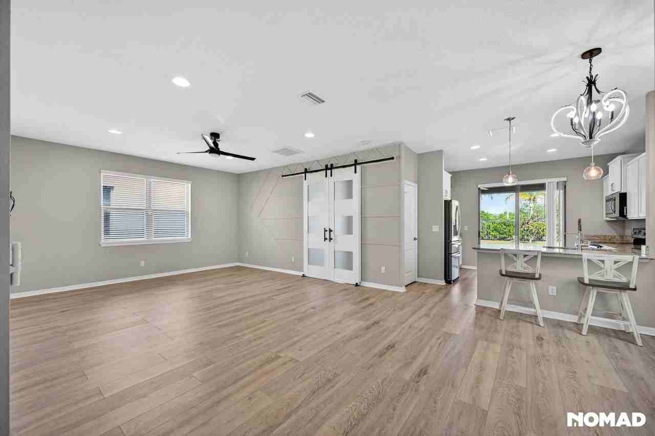 5332 Fallen Leaf Dr - Photo 4 of 28