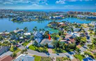 featured image of 371 Bath Club Blvd N ##N.