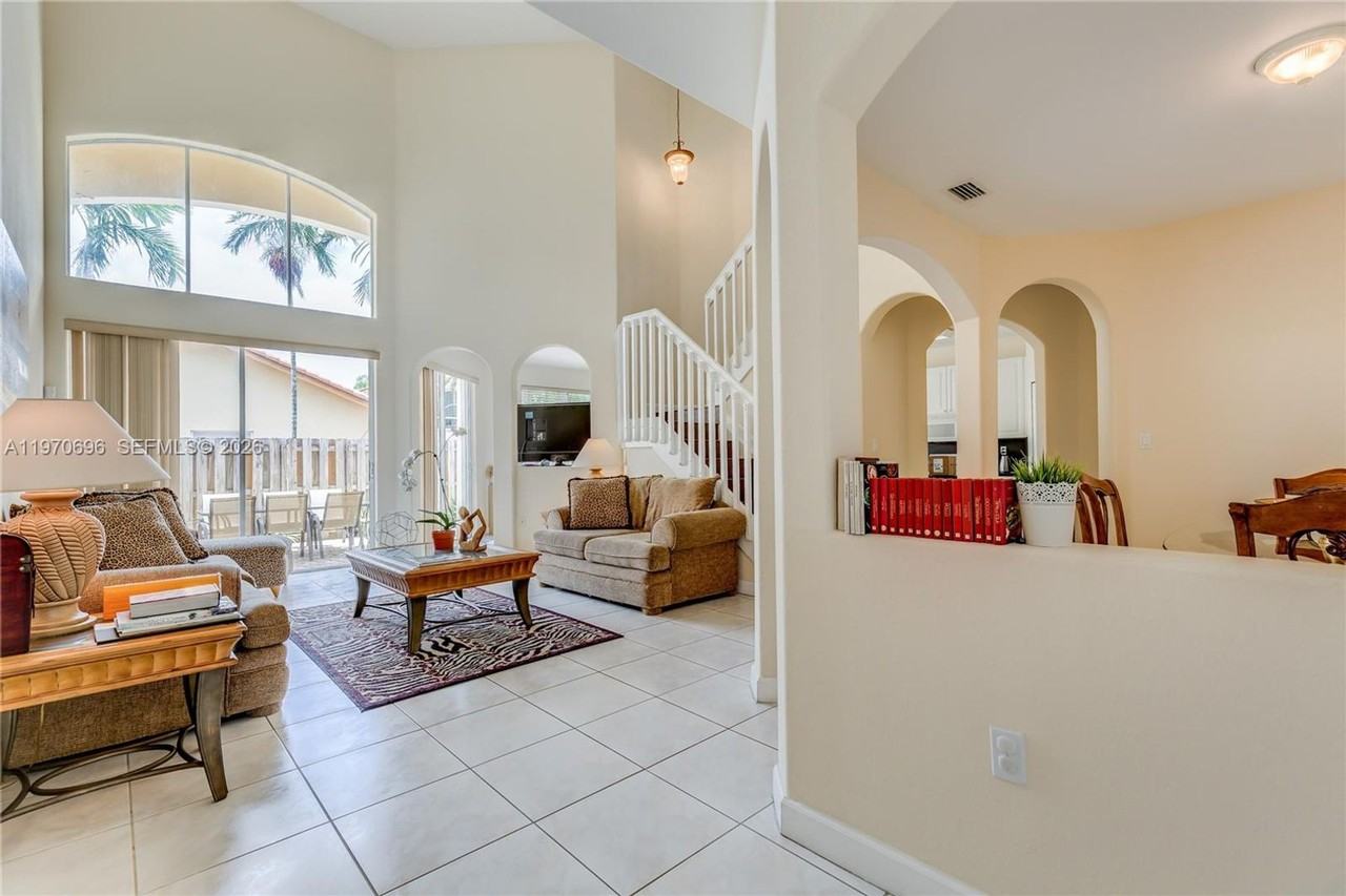11264 Nw 54th Ter - Photo 3 of 13