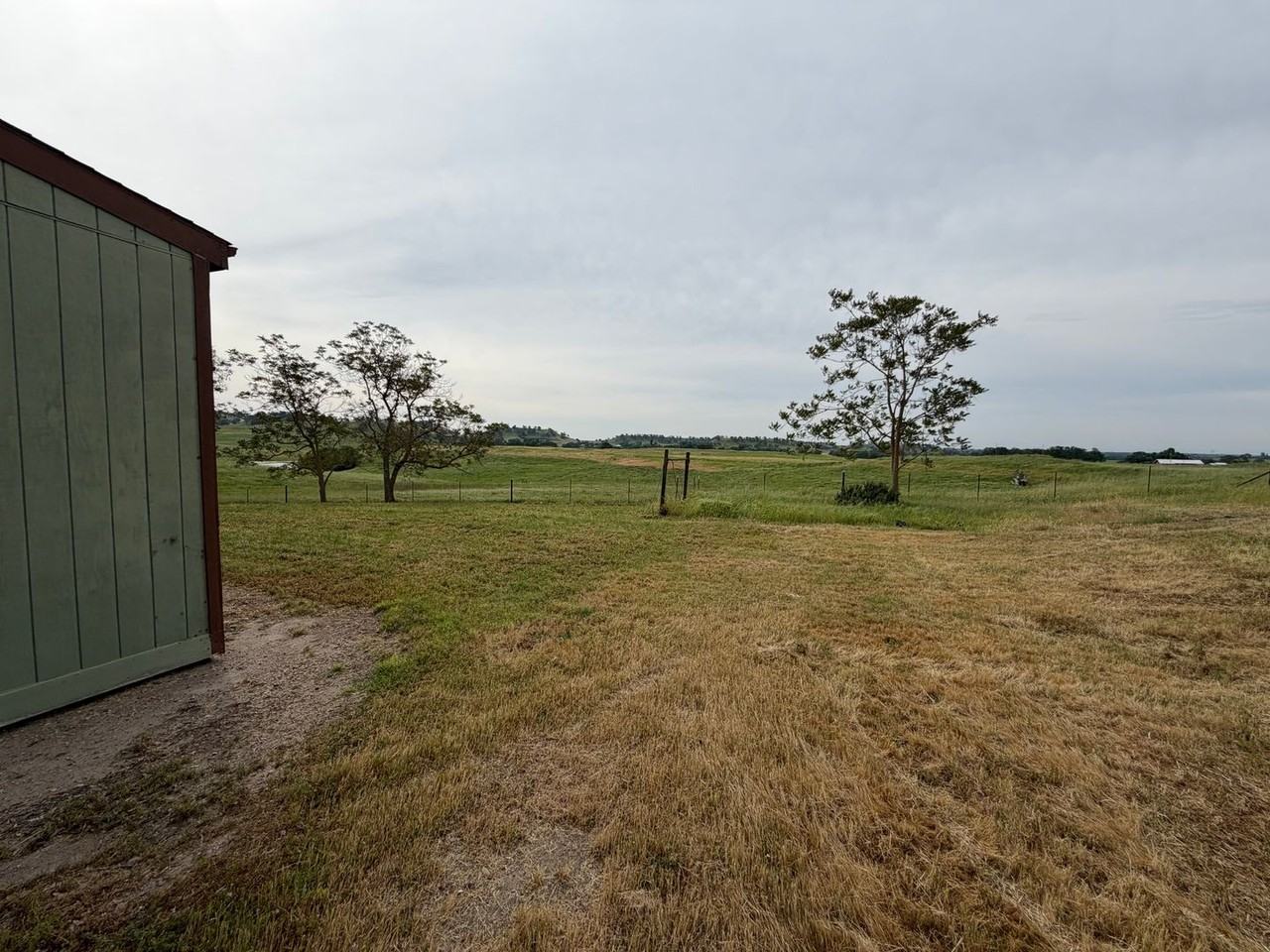 24300 E Village Dr #2 - Photo 2 of 21