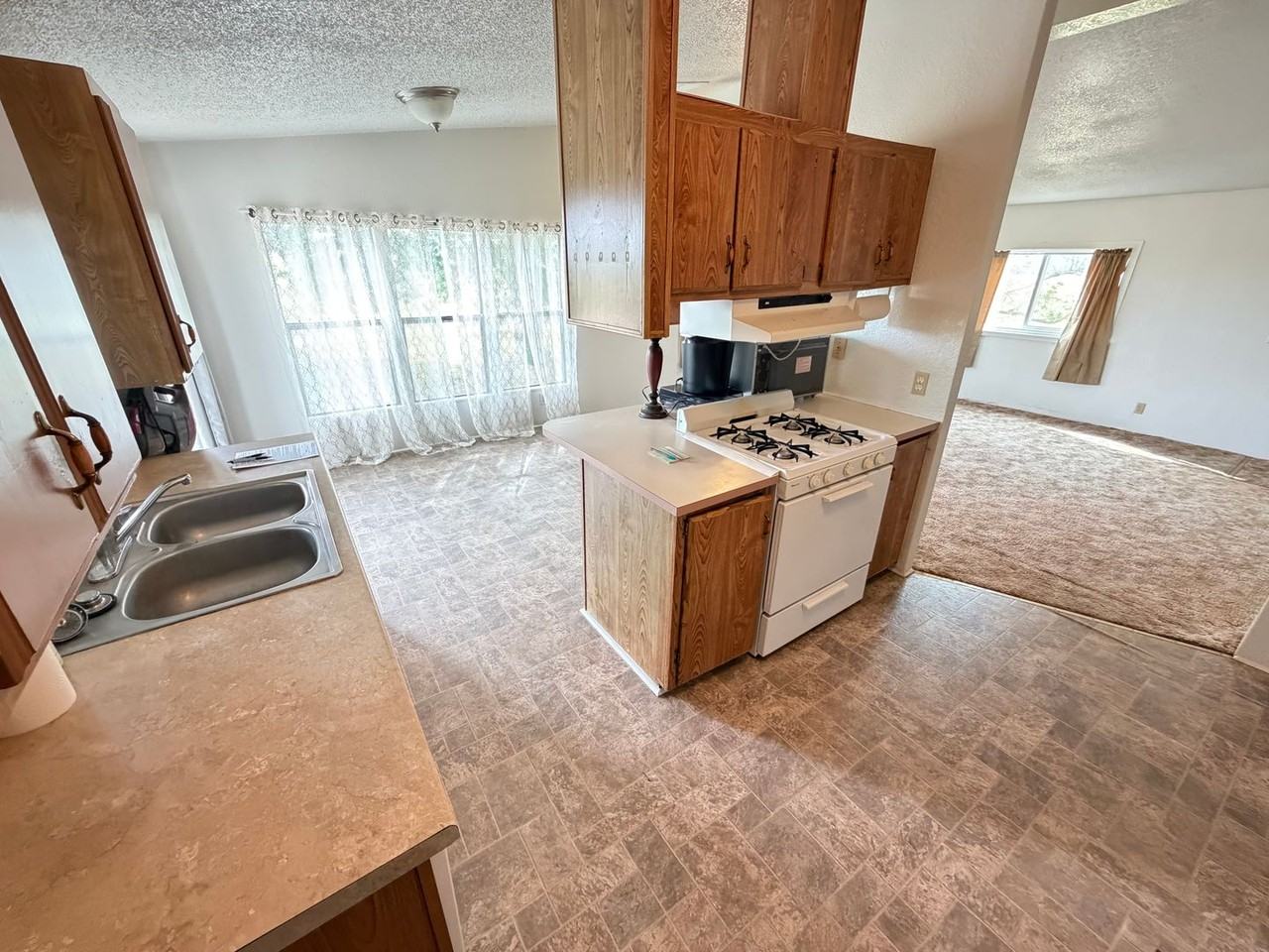 24300 E Village Dr #2 - Photo 7 of 21