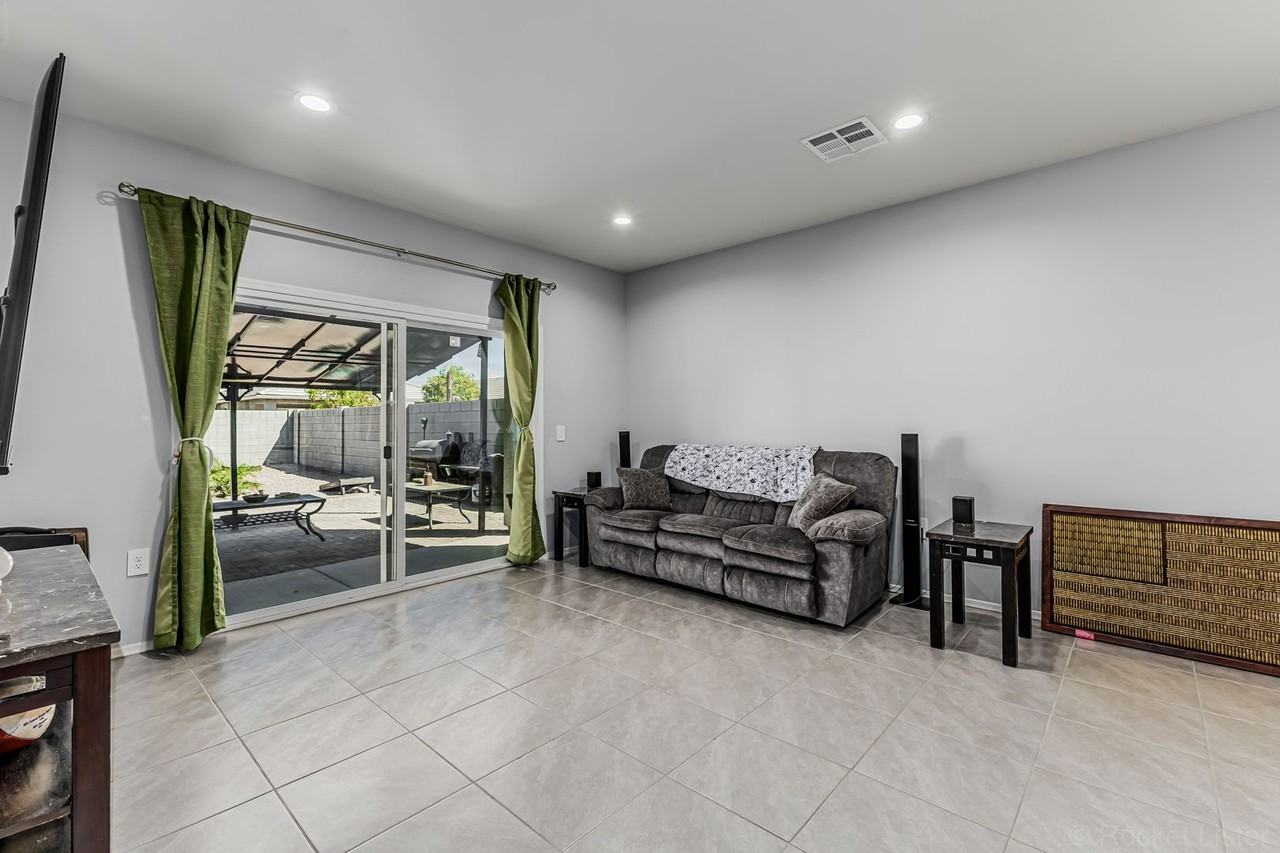 35350 W San Sisto Ave - Photo 3 of 31