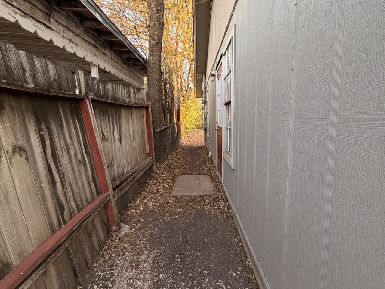 808 W Olmos Dr - Photo 5 of 25