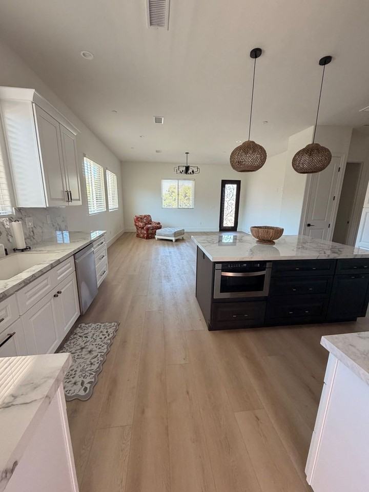 6015 Oak Valley Ct - Photo 4 of 17