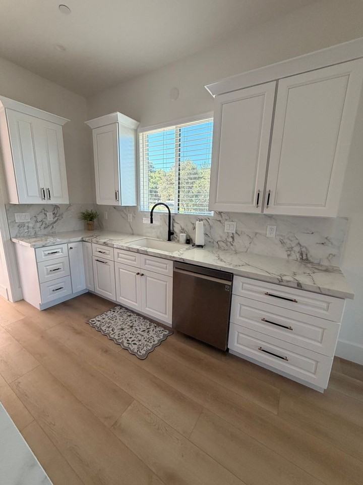 6015 Oak Valley Ct - Photo 7 of 17