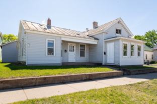 602-604 9th St N - Photo 1 of 1