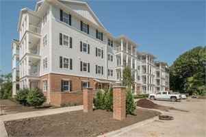 featured image of 1680 Foster Rd