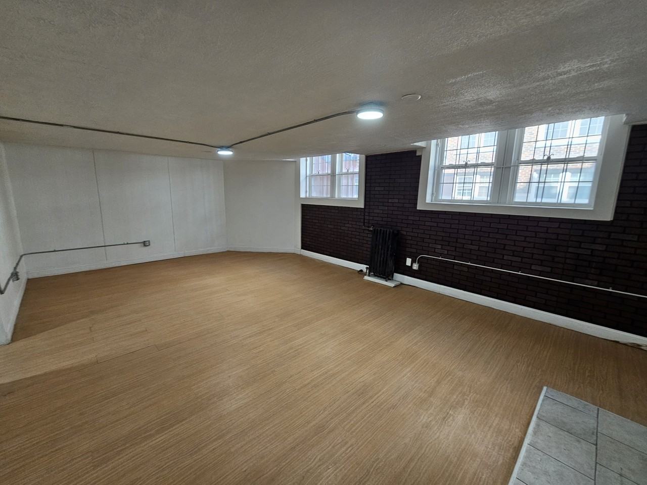 2664 North Moreland Boulevard - Photo 2 of 12