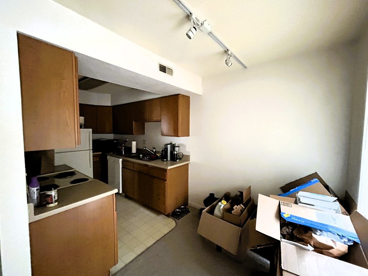 1000 Emery Road - Photo 5 of 49